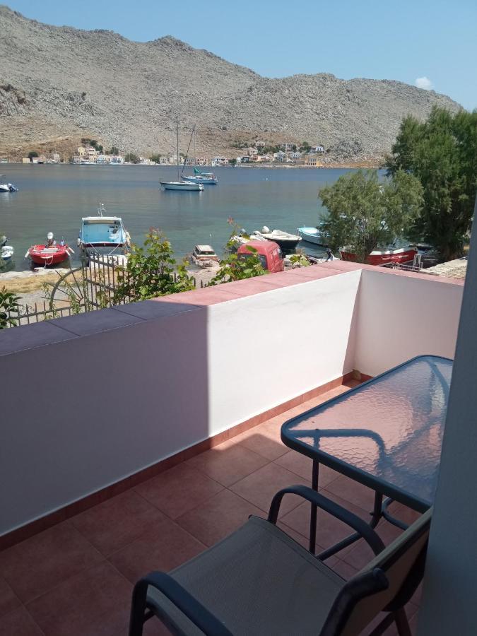 Pedi Breeze Apartment Сими Екстериор снимка