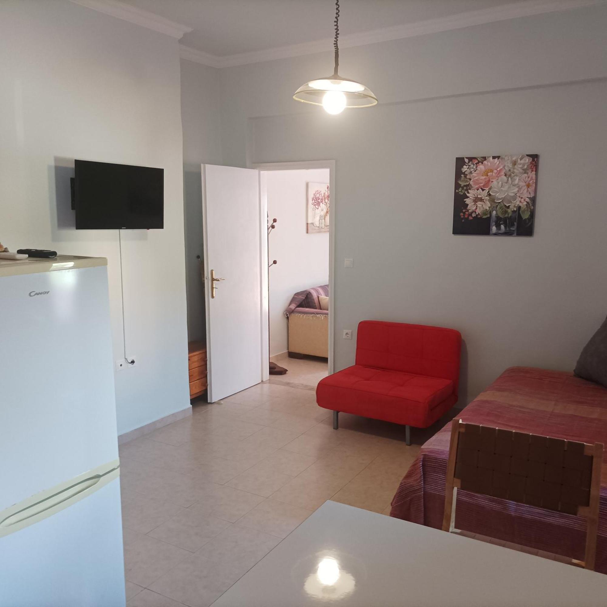 Pedi Breeze Apartment Сими Екстериор снимка