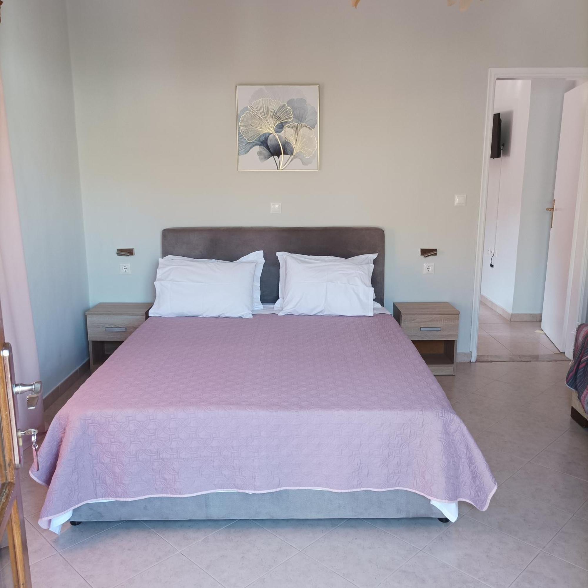Pedi Breeze Apartment Сими Екстериор снимка